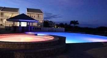 St. Christopher Club Aparthotel Frigate Bay Buitenkant foto